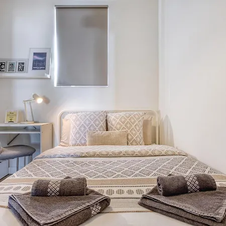Penthouse With Terrace In Malta Apartament