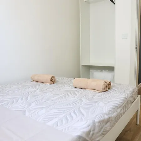 Penthouse With Terrace In Malta *