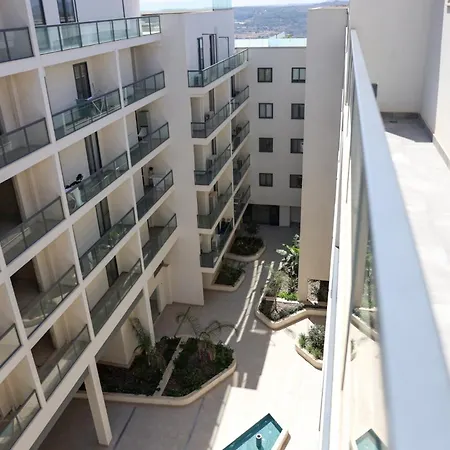 Apartment Penthouse With Terrace In Malta *