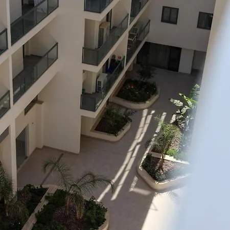 Penthouse With Terrace In Malta *