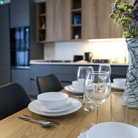 Penthouse With Terrace In Malta Apartamento *