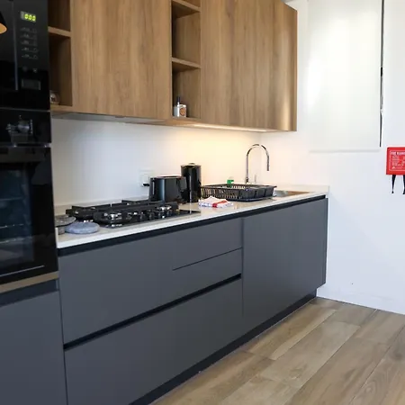 Penthouse With Terrace In Malta Apartamento *