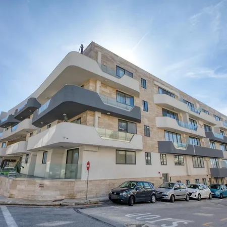 Penthouse With Terrace In Malta