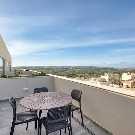 Apartment Penthouse With Terrace In Malta *