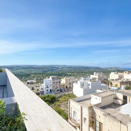 Apartment Penthouse With Terrace In Malta